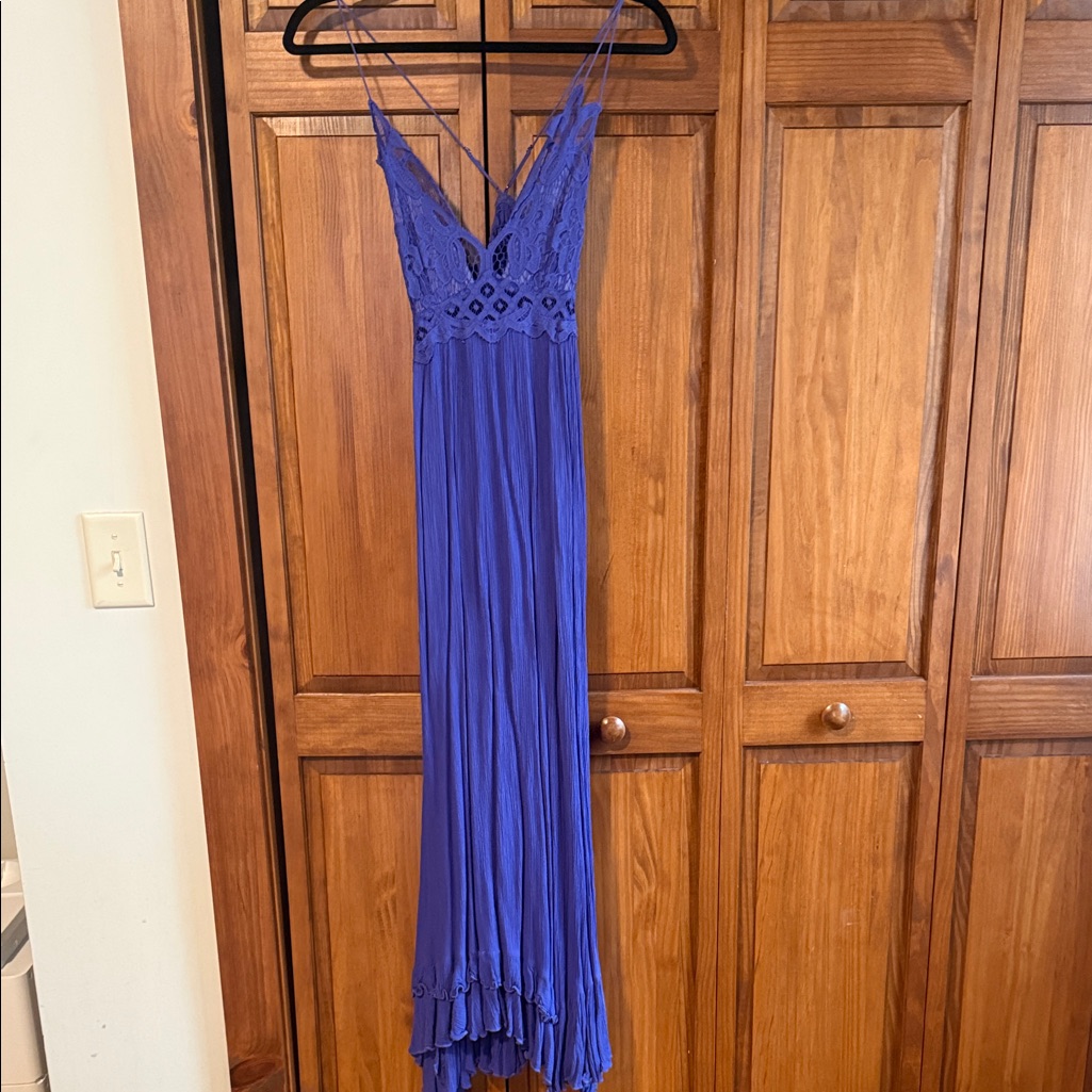 Free People One Adella Maxi Slip Style No: 52295185